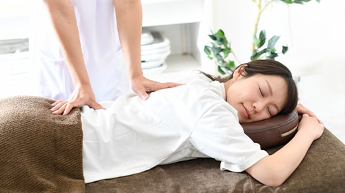 根本改善の整体施術＋深層筋ストレッチ