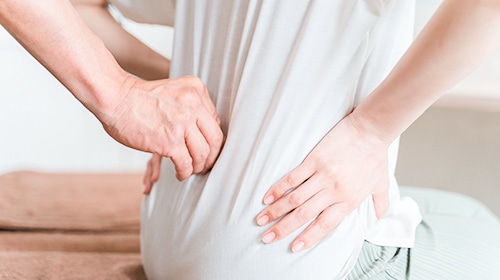 背骨と肩甲骨を整える骨格矯正